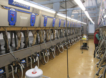 Nová dojírna 2x 14 na farmě Agrodam Hořepník